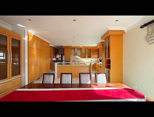 5 BEDROOM HOUSE FOR SALE IN WATERFALL COUNTRY VILLAGE